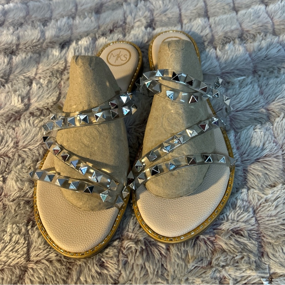 Makers Linda Flat Sandals New